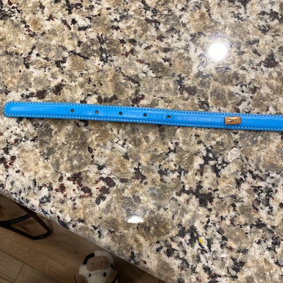 Talbots blue leather brass tooled fashion belt - Picture 7 of 8